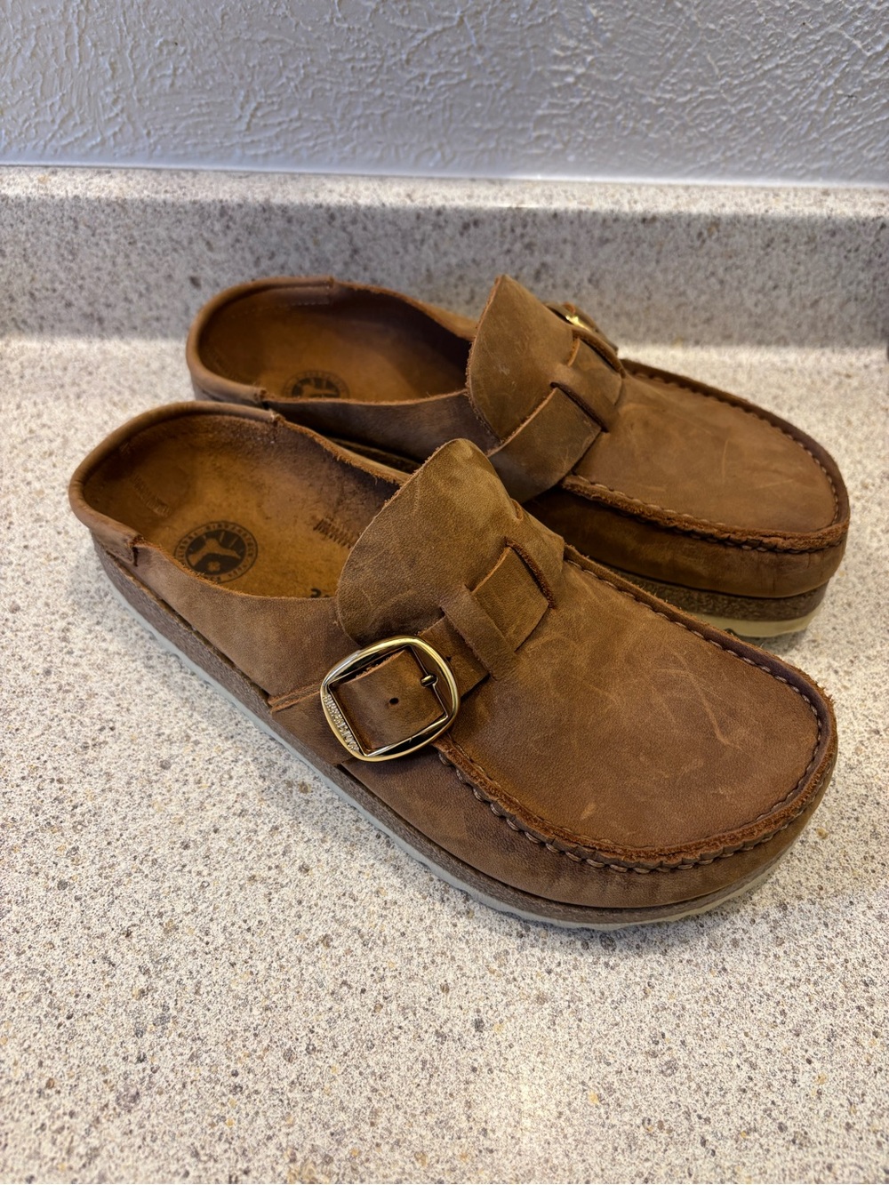 Birkenstock Buckley Leather Clogs